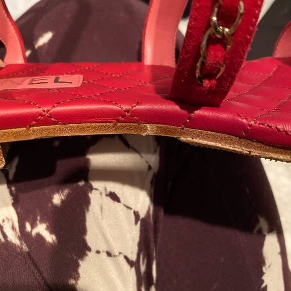 CHANEL RARE Red and Gold Sandals - Picture 7 of 11